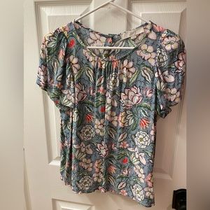 Loft, medium, women’s blouse with floral print.